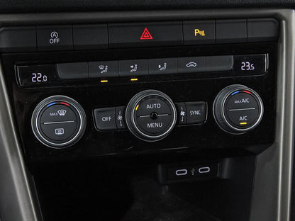 Volkswagen T-Roc R-Line 1.5 TSI 110kW (150CV) // 64.868 km