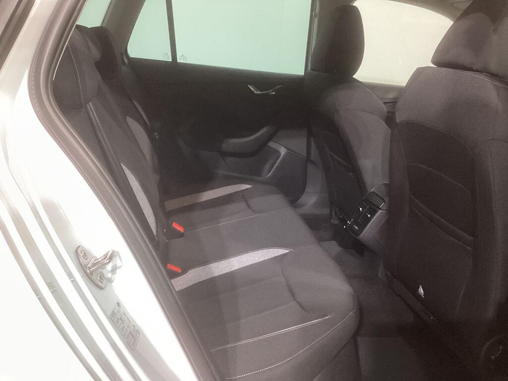 Skoda Kamiq 1.0 TSI 70kW (95CV) ESSENCE  //  1 km