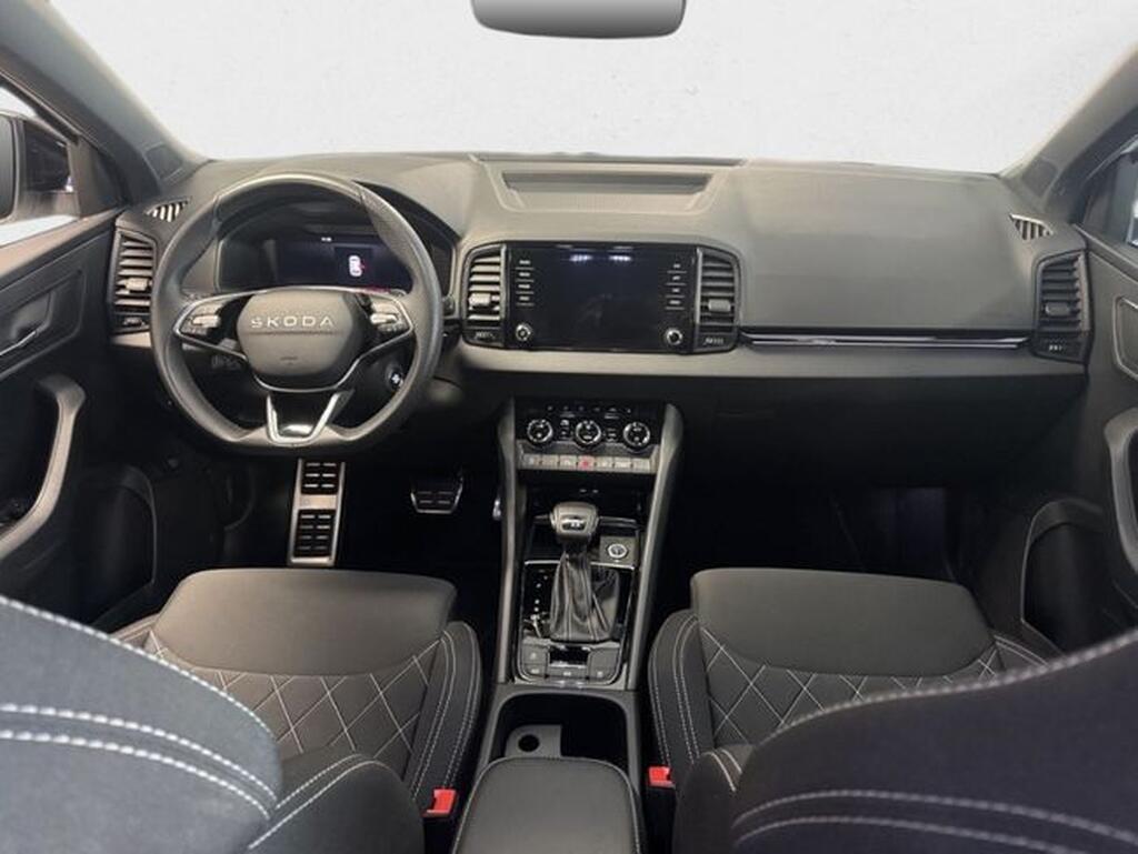 Skoda Karoq 1.5 TSI DSG Sportline (150cv) // 32.221km - 2025