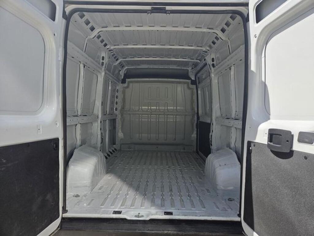 Fiat Ducato Furgon L2H2 (140cv) // 27.231km - 2024