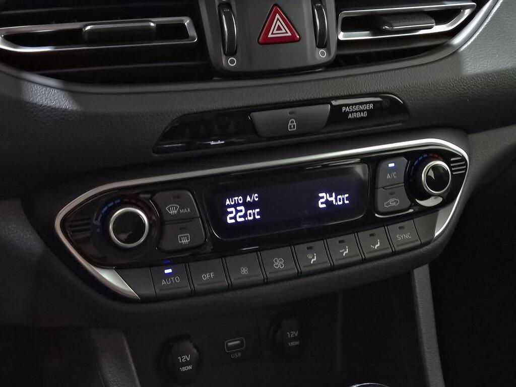 Hyundai i30 1.6 CRDI 85kW (116CV) Klass DCT  //  65.692 km