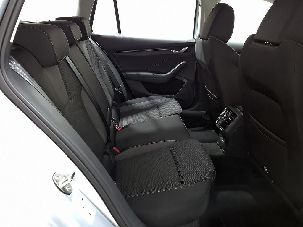 Skoda Octavia Combi 2.0 TDI 85kW (115CV) Design  //  23.704 km