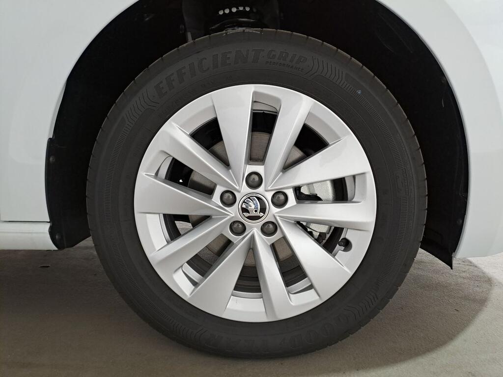 Skoda Scala 1.0 TSI 81KW (110 CV) Ambition  //  78.915 km