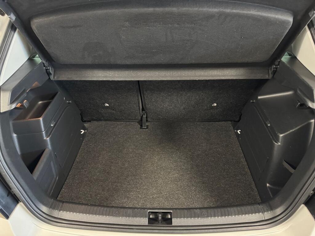 Skoda Fabia 1.0 MPI 44KW (60cv) Urban  //  48.098 km