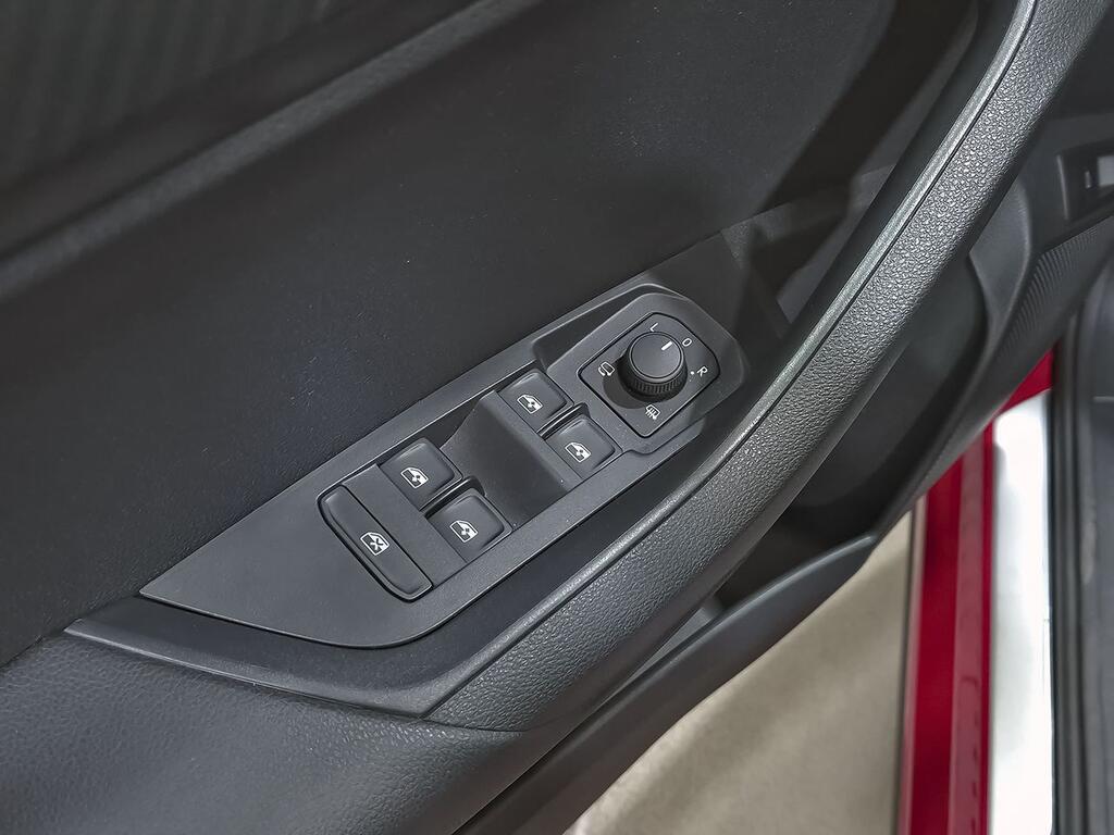 Skoda Karoq 1.5 TSI 110kW (150CV) DSG ACT Sportline  //  10.959 km