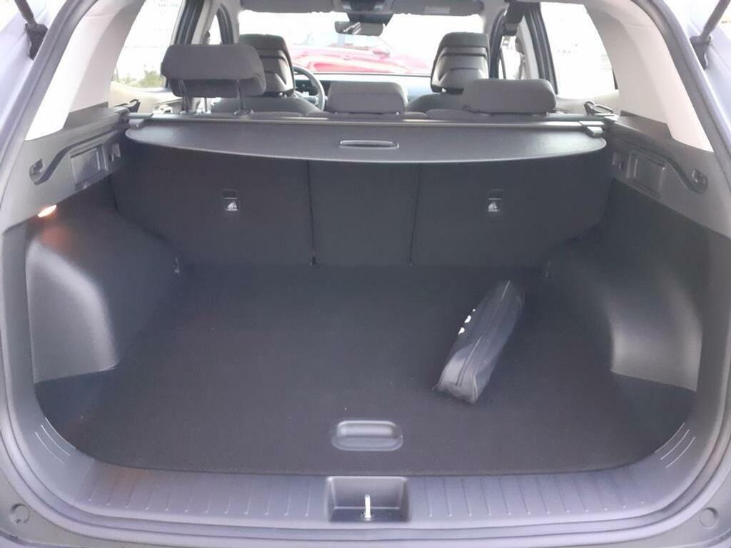 Kia Sportage 1.6 T-GDi MHEV Tech 4x4 DCT  (180CV)  //  18.000 km