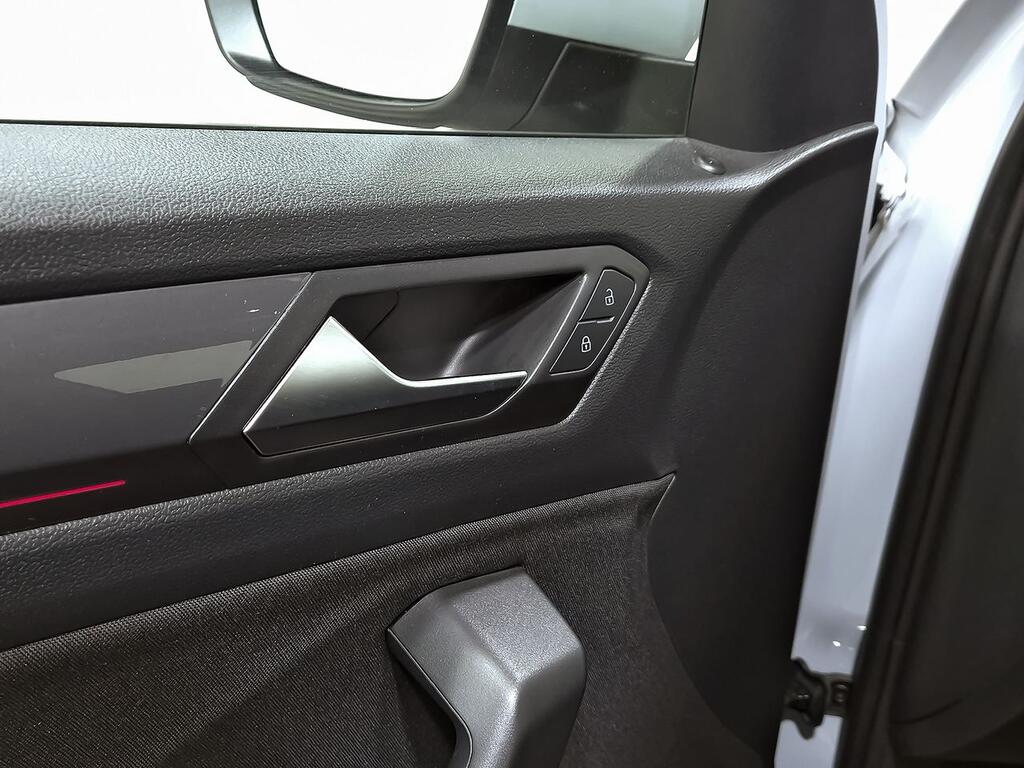 Volkswagen T-Roc Sport 1.5 TSI 110kW (150CV) DSG  //  42.009 km