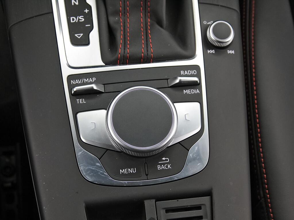 Audi RS3  Sportback TFSI 294kW quattro S tron 400 CV