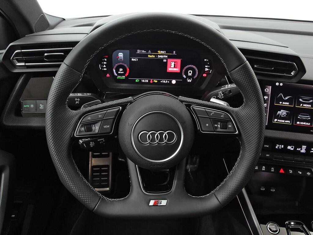 Audi A3 Sportback Genuine 35 TDI 110kW S tronic //  14.608 km
