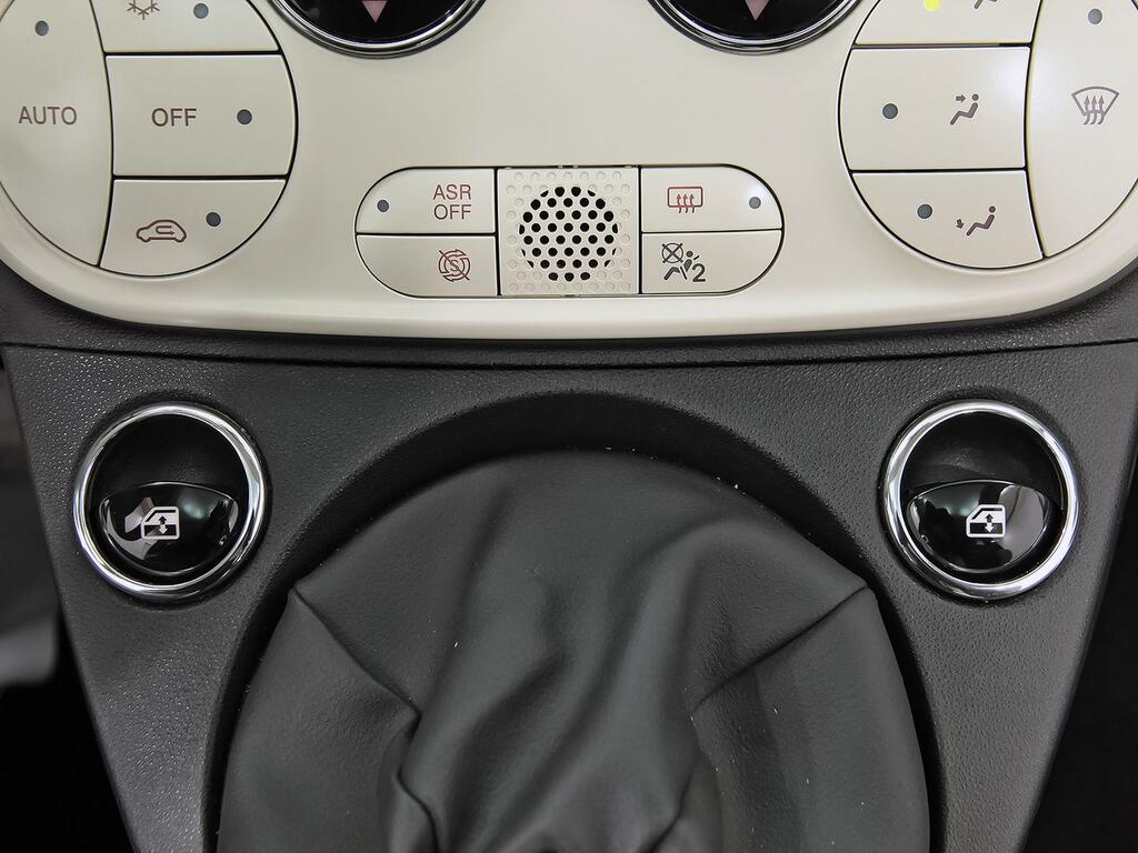 Fiat 500 Dolcevita 1.0 Hybrid 51KW (70 CV)  //  61.045 km