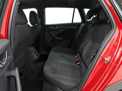 Skoda Kamiq 1.0 TSI 81kW (110CV) SCOUT //  73.118 km
