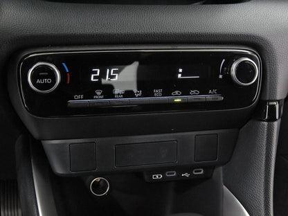 Toyota Yaris 1.5 120H Active Plus  //  38.469 km