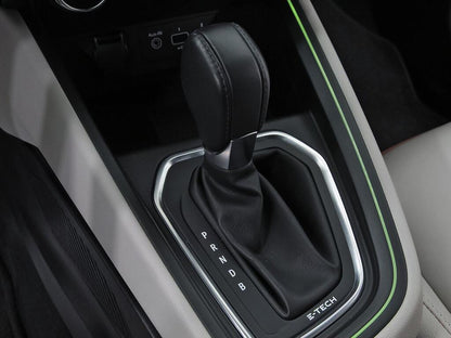 Renault Clio Initiale Paris E-Tech Híbrido 103 kW  //  16.216 km
