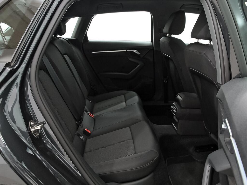 Audi A3 Sportback Advanced 30 TFSI 81kW S tronic  // 20.393 km