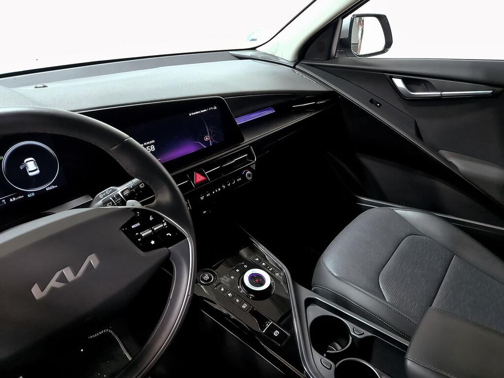 Kia Niro 1.6 GDi HEV 95kW  Drive  129CV  //  5.000 km