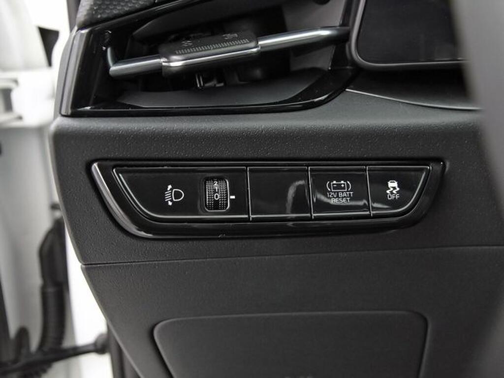 Kia Niro 1.6 GDi HEV 104kW Drive (141cv) // 46.500km - 2022