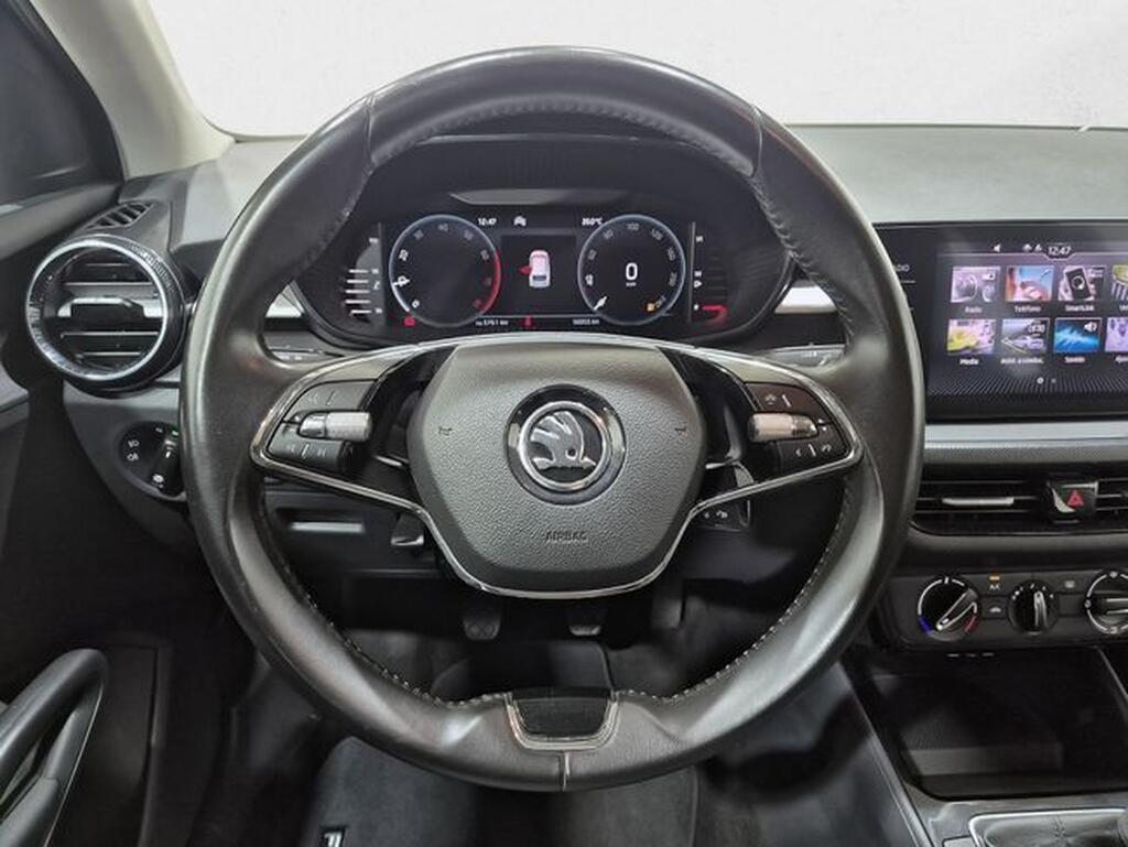 Skoda Fabia 1.0 MPI Ambition (80cv) // 56.053km - 2023