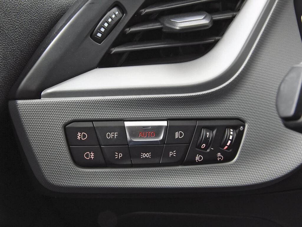 BMW Serie 1 118i  (140 CV)  //  63.400 km