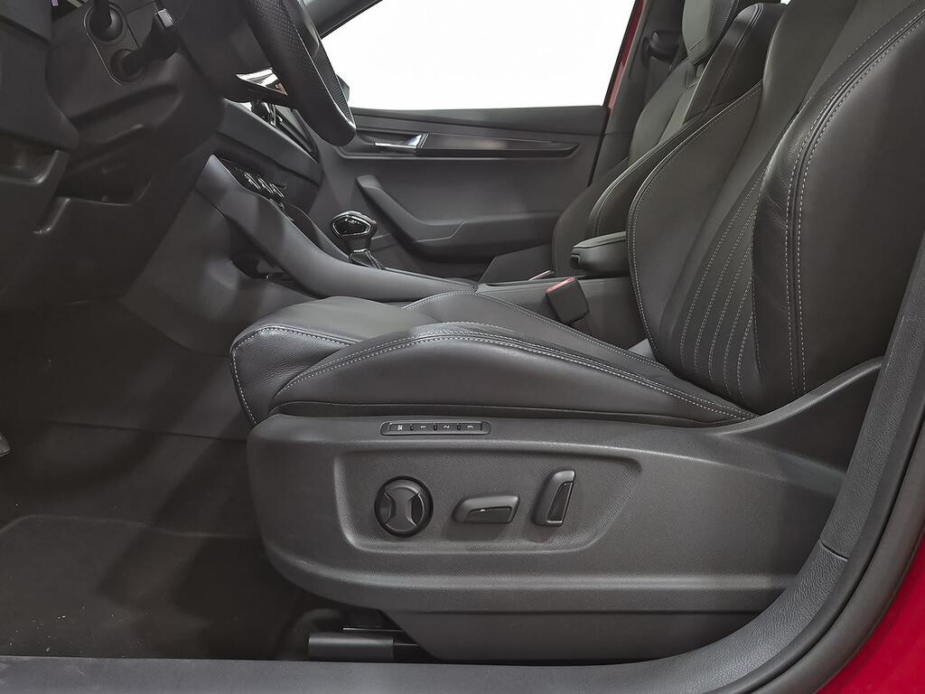 Skoda Karoq 1.5 TSI 110kW (150CV) DSG ACT Sportline  //  10.959 km