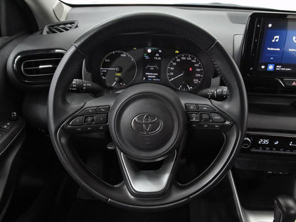 Toyota Yaris 1.5 120H Active Plus  //  34.021 km