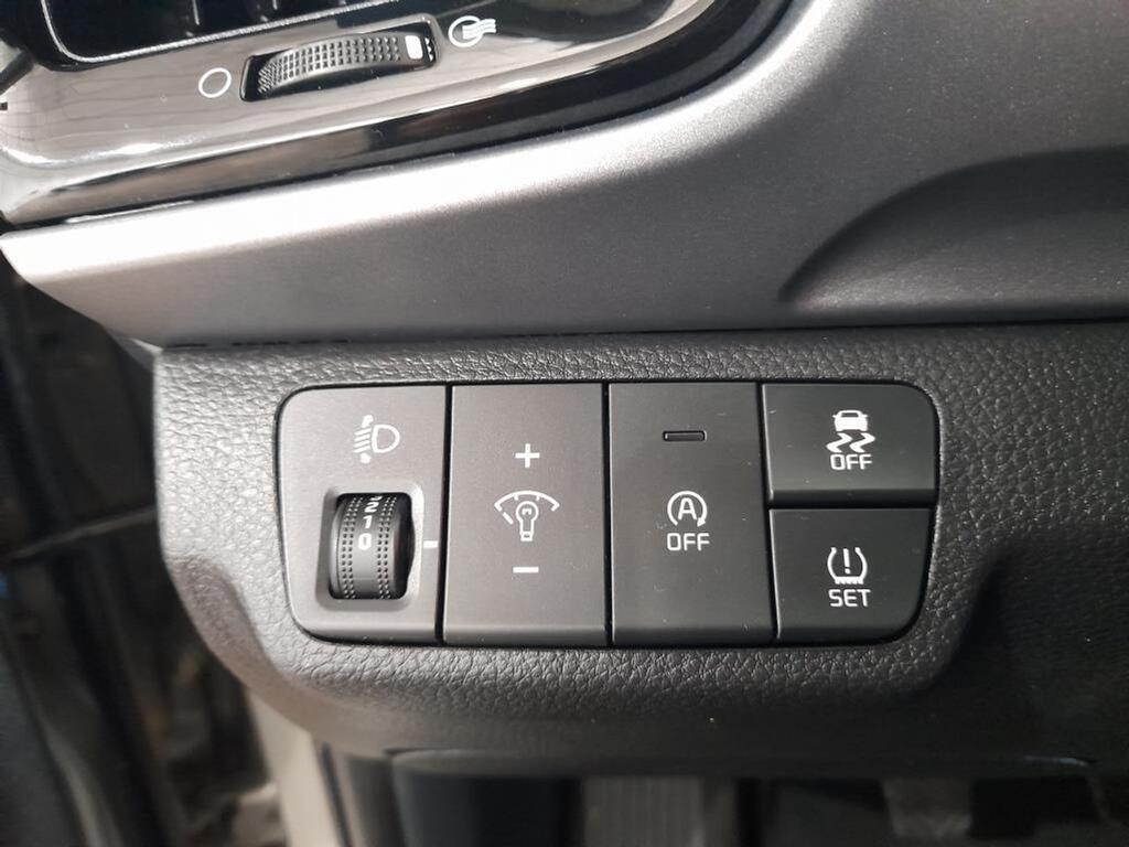 Kia Stonic 1.0 T-GDi 74kW (100CV) MHEV iMT Drive  //  37.500 km