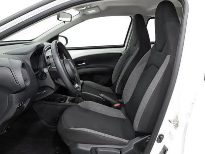 Toyota Aygo X Cross 1.0 VVT-I  Play  (72CV)  //  37.350 km
