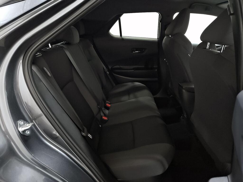 Toyota C-HR 1.8 140H Advance  //  50.871 km
