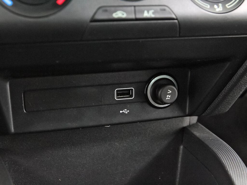 Skoda Fabia 1.0 TSI 70KW (95cv) Ambition //  62.656 km