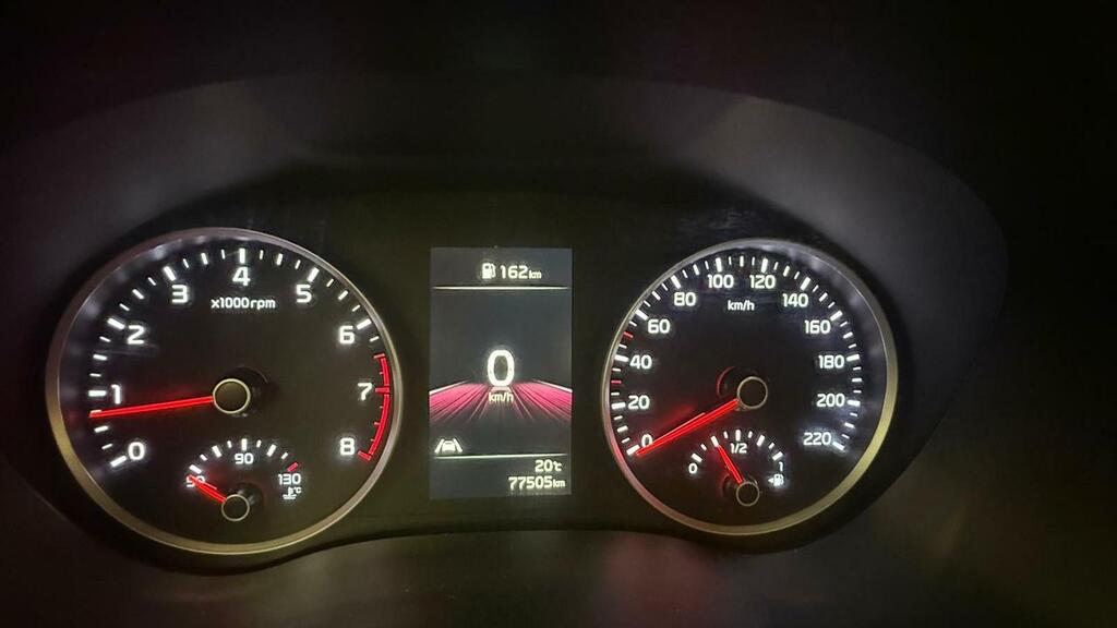 Kia Rio 1.2 DPi 62kW (84CV) Concept 84 CV //  23.000 km