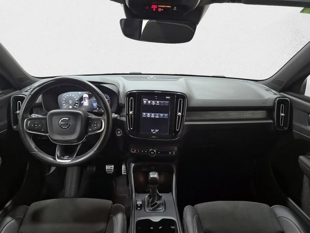Volvo XC40 1.5 T3 R-Design (156cv) // 63.392km - 2019