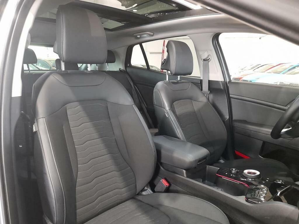 Kia Sportage 1.6 T-GDi HEV 171kW 230CV Tech 4x2  //  14.000 km