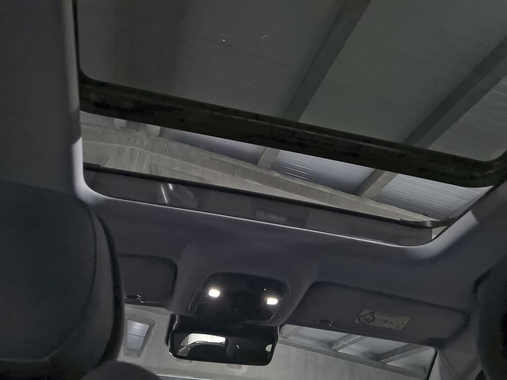 Ebro S800 1.5 TGDI PHEV Luxury E-CVT  //  7.800 km