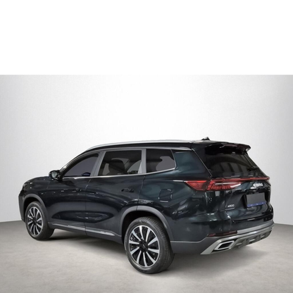 Ebro S800 1.5 TGDI PHEV Luxury E-CVT  //  7.800 km