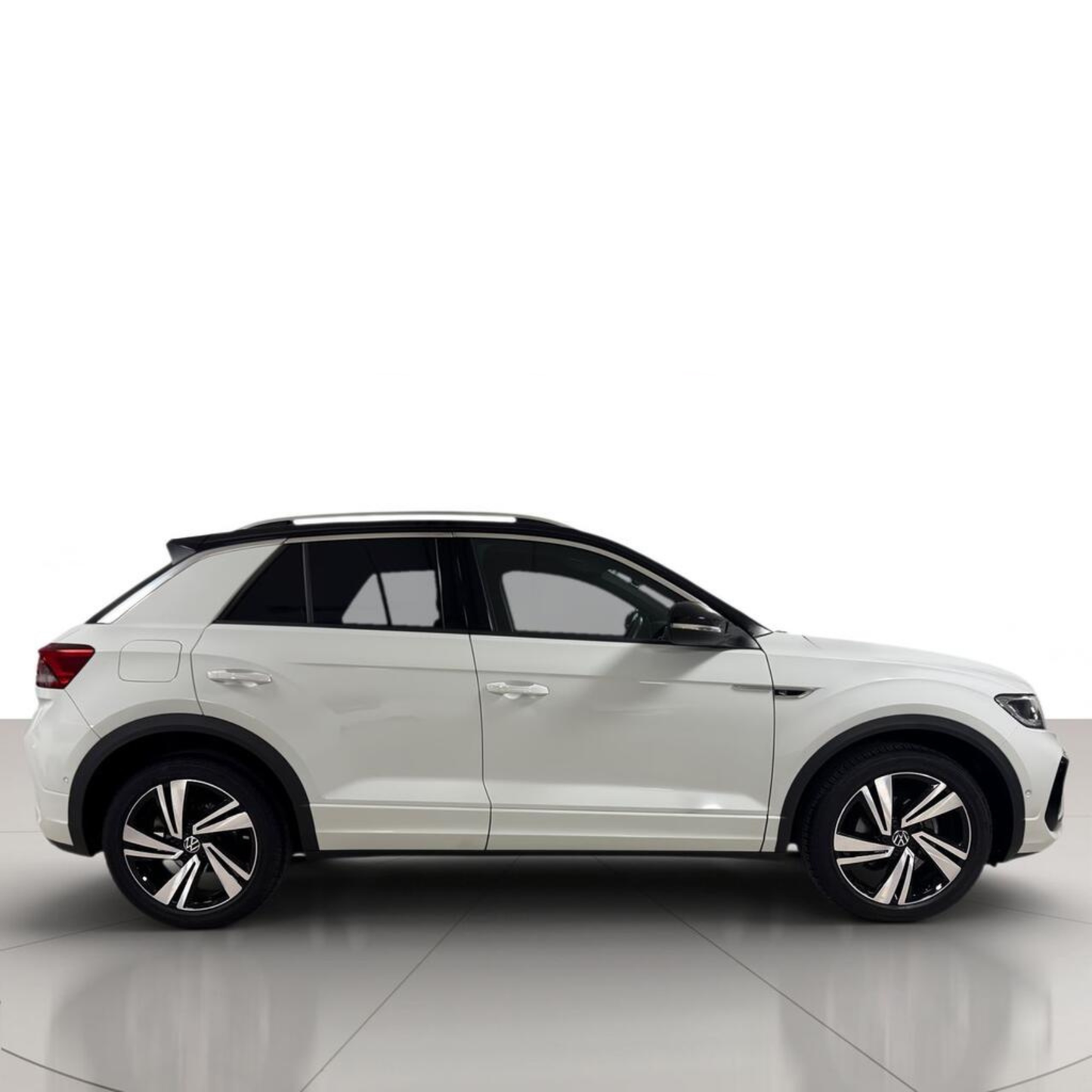 Volkswagen T-Roc R-Line 1.5 TSI 110kW (150CV) DSG  //  15.272 km