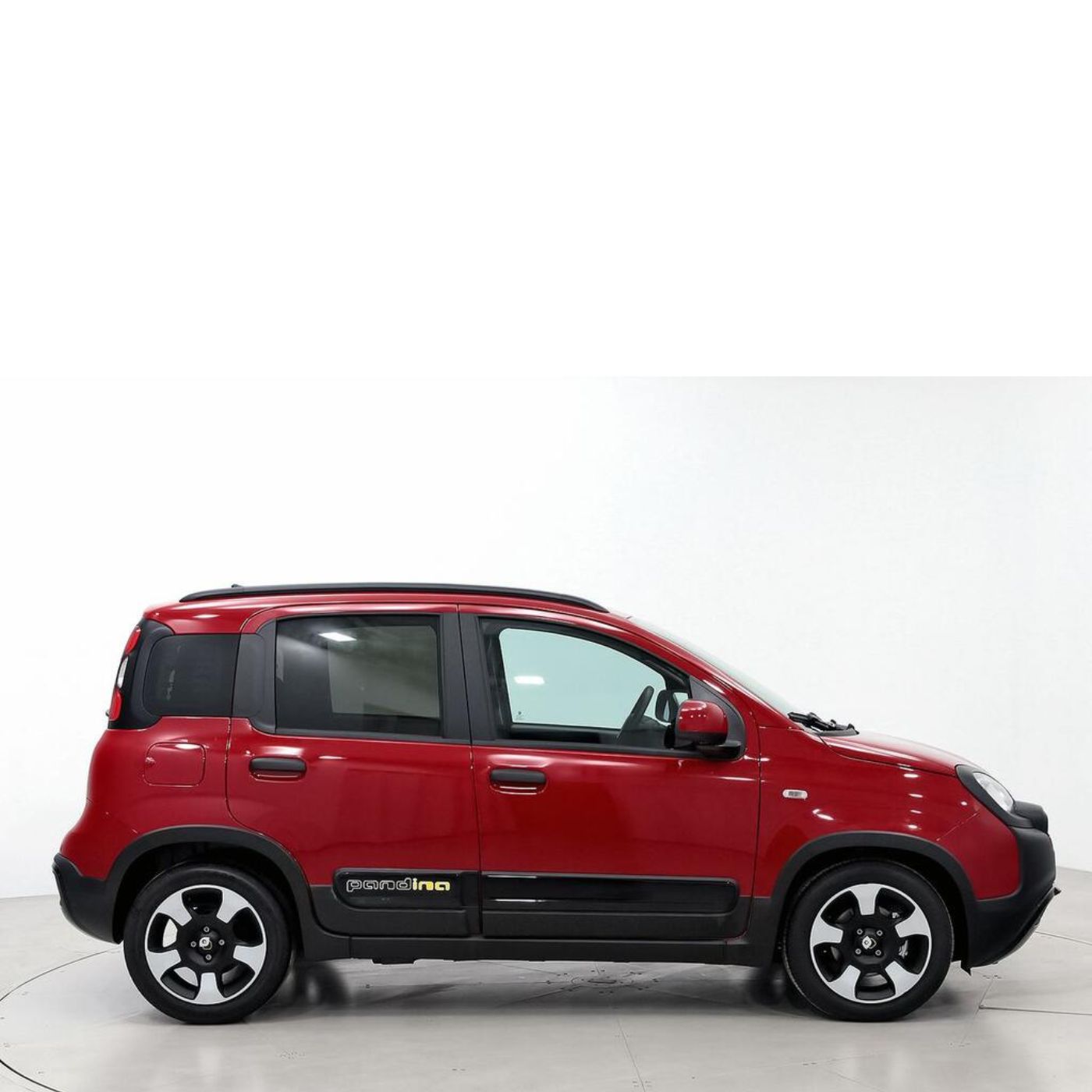 Fiat Panda Pandina 1.0 Hybrid 51kW (70cv)  //  3.750 km