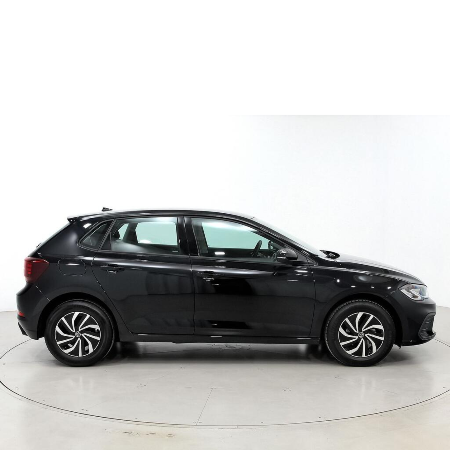Volkswagen Polo R-Line 1.0 TSI 70kW (95CV) DSG //  20.744 km