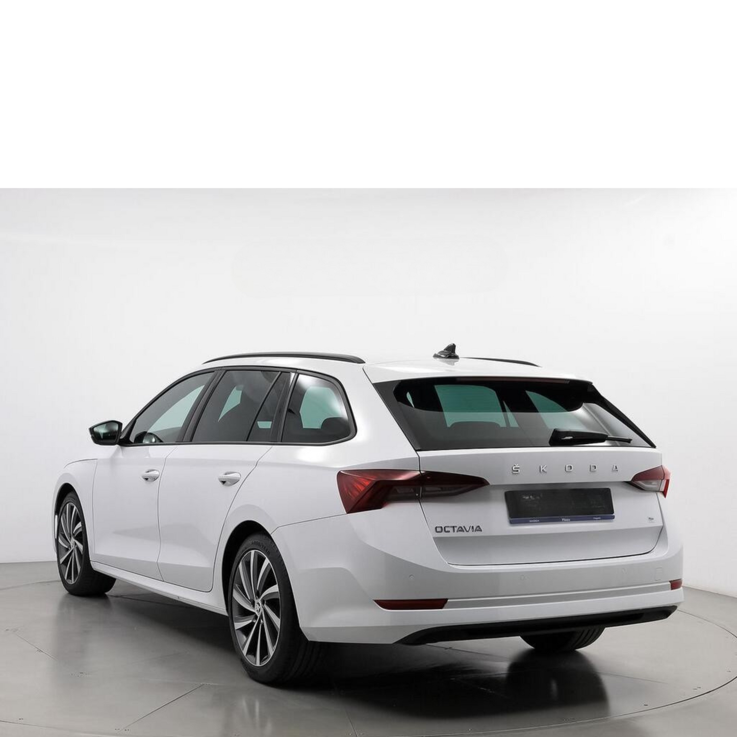 Skoda Octavia Combi 2.0 TDI 110kW DSG Ambition Plus  150CV //  72.151 km