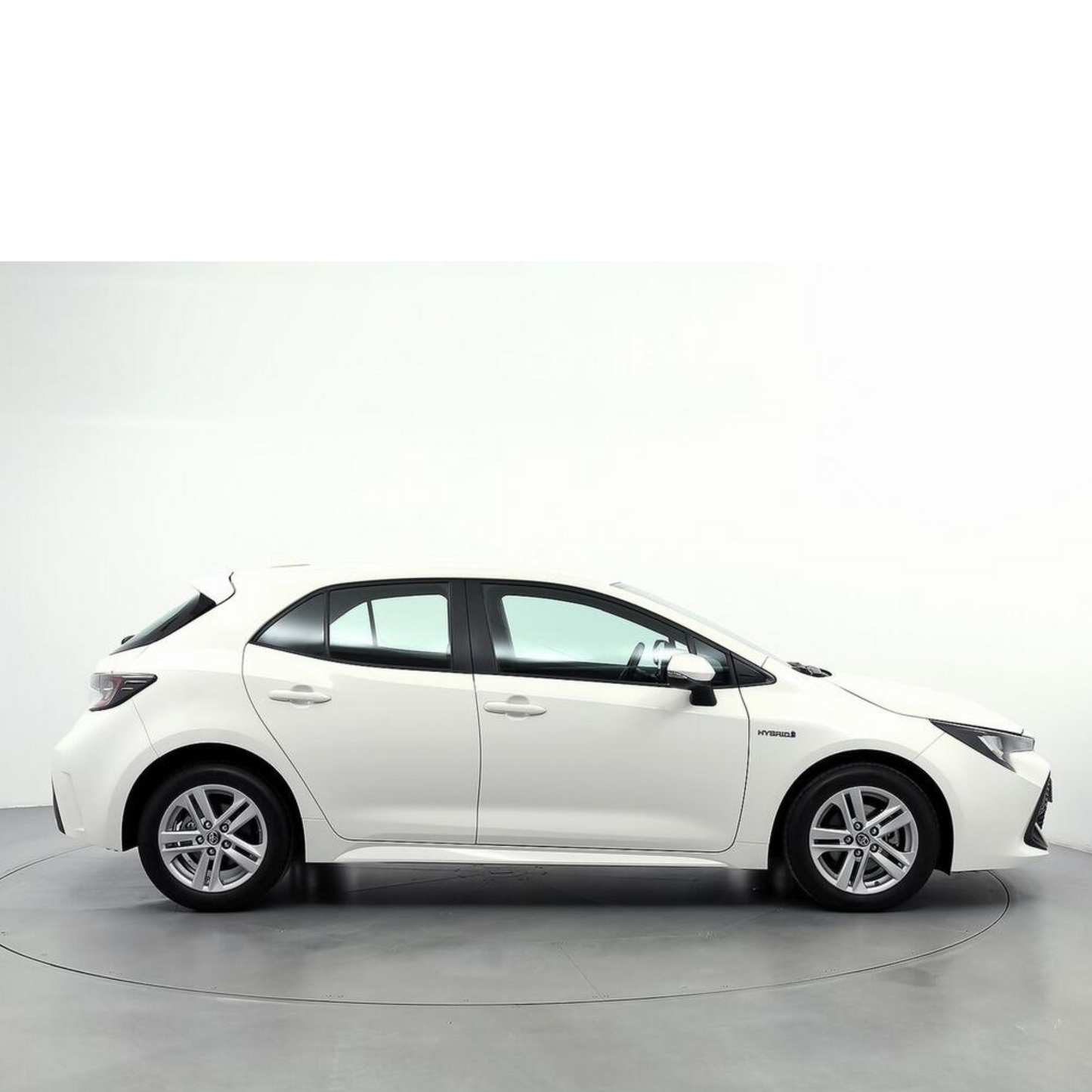 Toyota Corolla 1.8 125H BUSINESS E-CVT  //  69.263 km