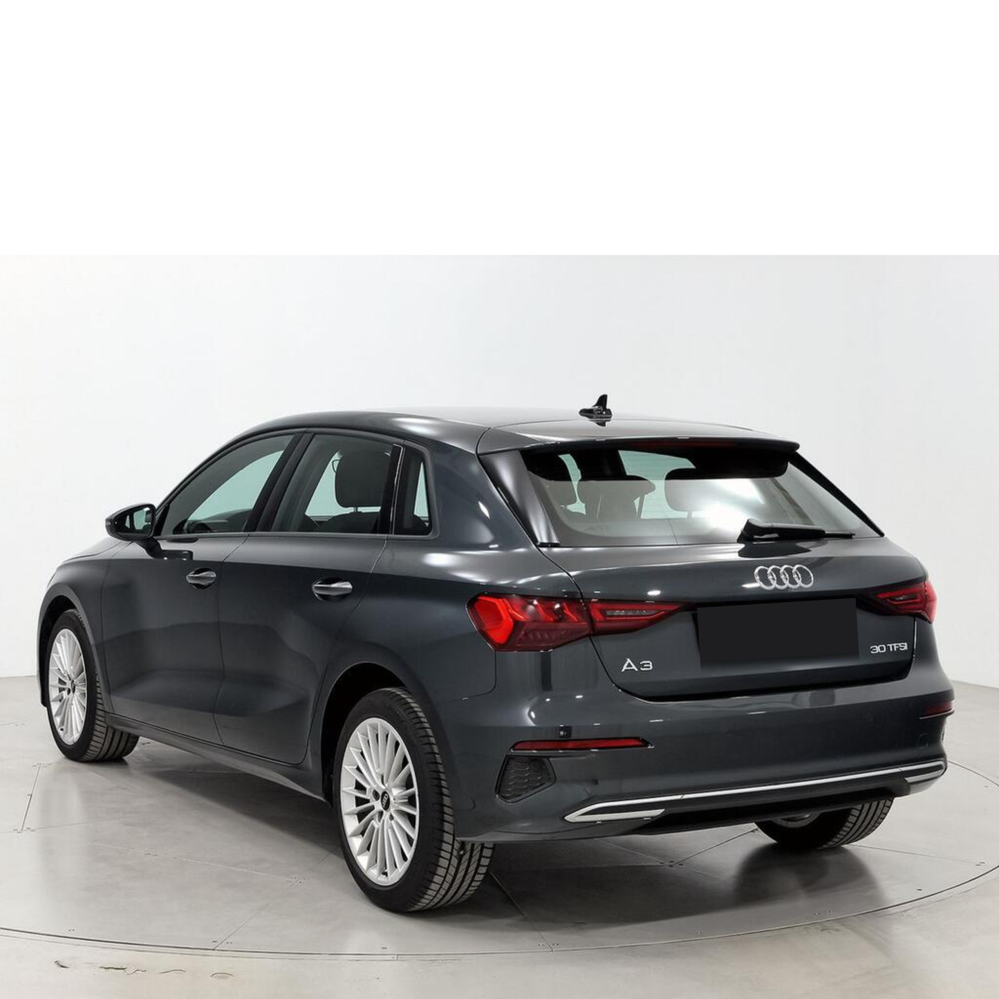 Audi A3 Sportback Advanced 30 TFSI 81kW S tronic  // 20.393 km