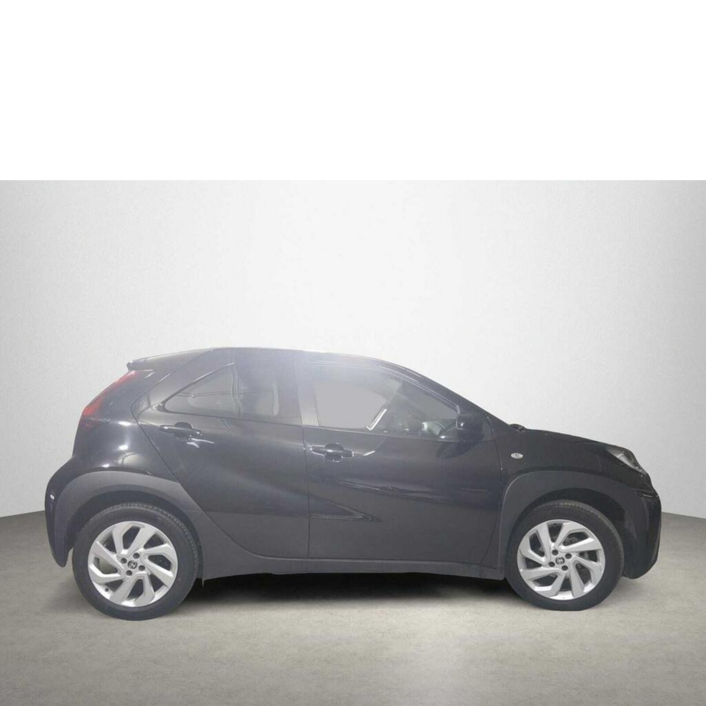 Toyota Aygo X Cross 1.0 VVT-I 72CV Play  //  34.578 km