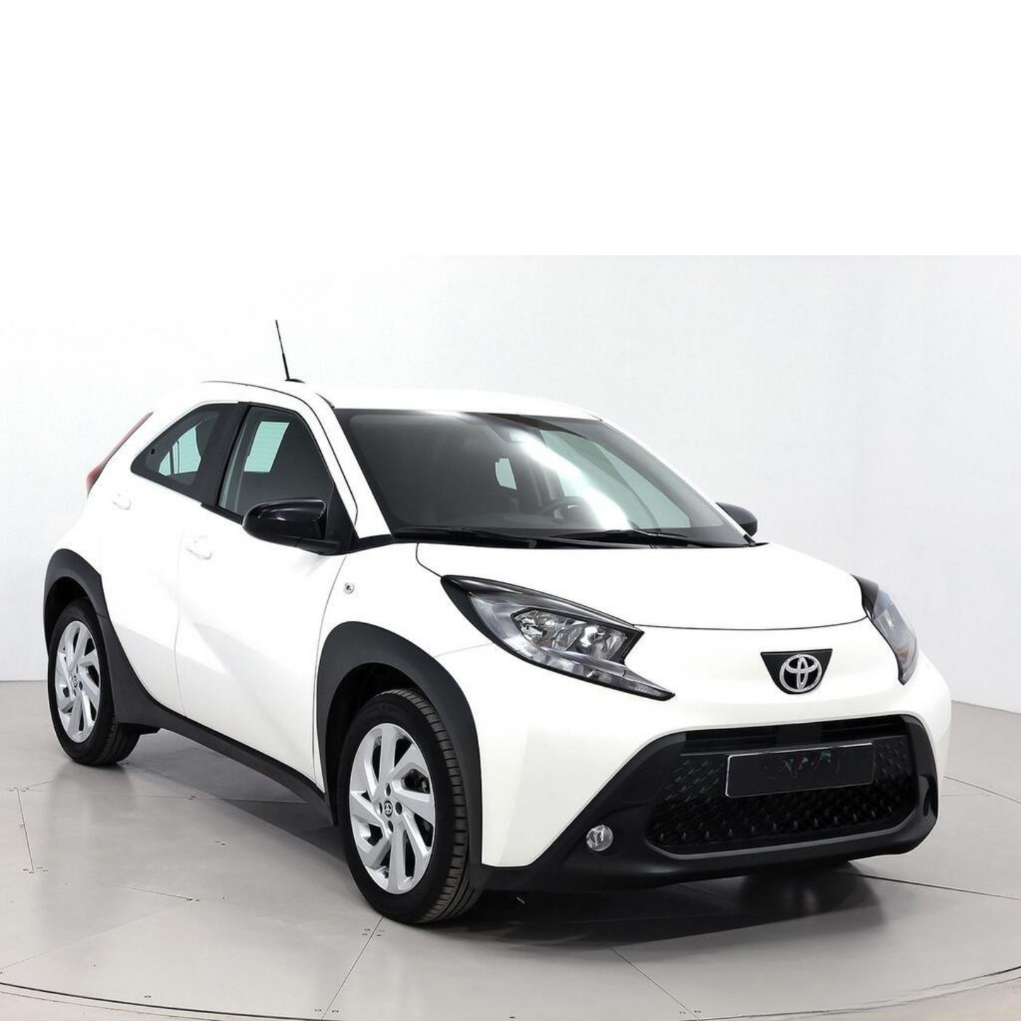 Toyota Aygo X Cross 1.0 VVT-I  Play  (72CV)  //  37.350 km