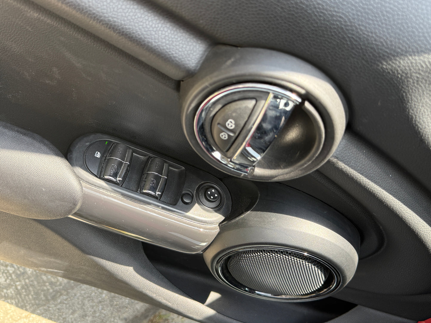MINI  ONE 5P 149 kw (75CV) //  32.247 km