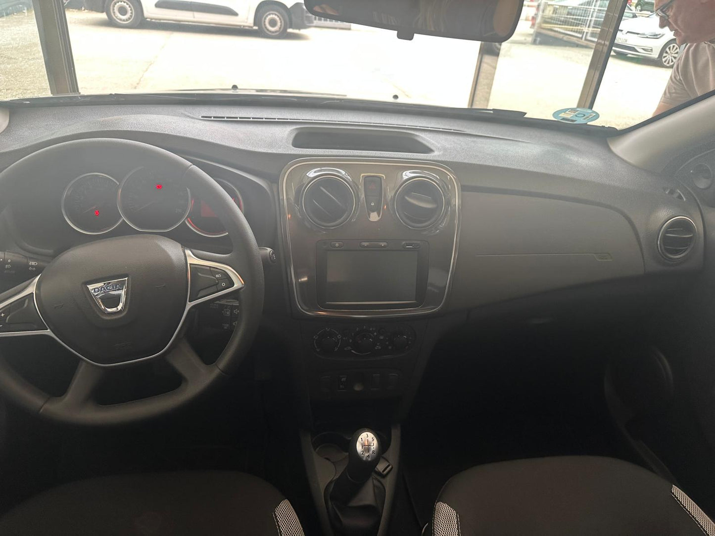 DACIA SANDERO Stepway Essential TCE 66kW (90CV) //  15.108 km