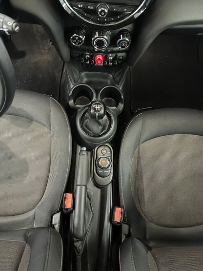 MINI ONE // 63.820 km
