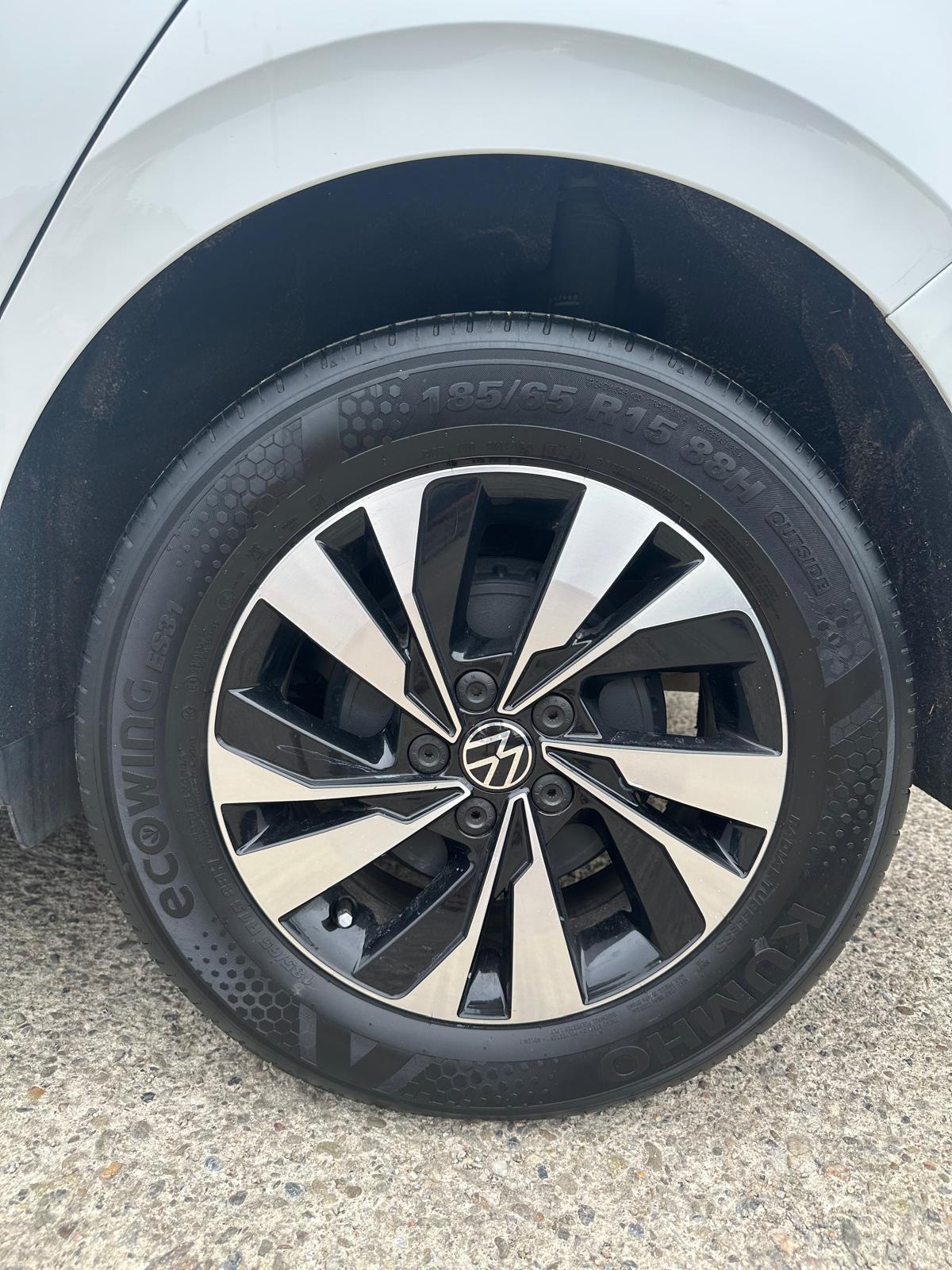 VOLKSWAGEN POLO Advance 1.0 TSI 70kW (95CV)  //  46.810 km