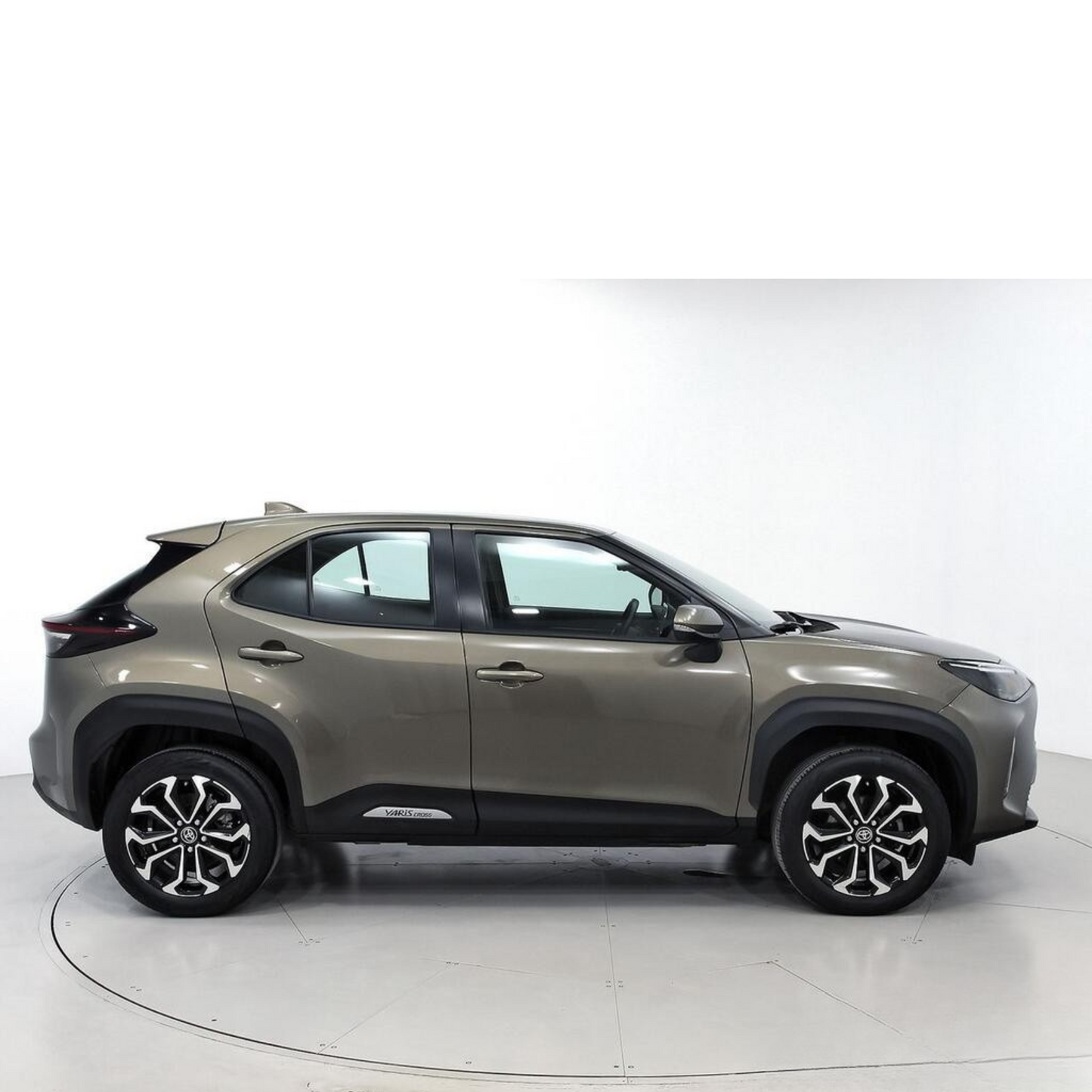 Toyota Yaris Cross 1.5 120H Active Tech  //  37.990 km