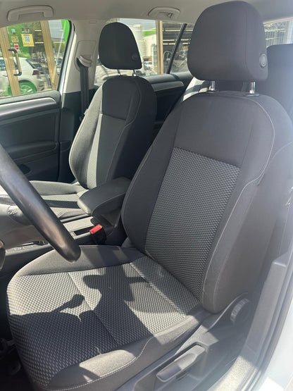 VOLKSWAGEN GOLF Last Edition 1.6 TDI 85kW (115CV)  //  89.588 km