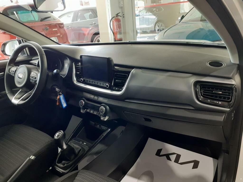 Kia Stonic 1.0 T-GDi 74kW (100CV) MHEV iMT Drive  // 56.856 km