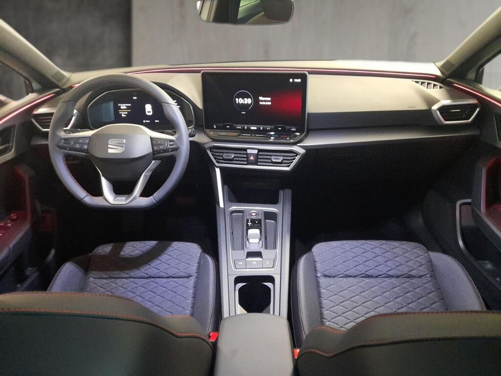 SEAT Leon 1.5 TSI e-Hybrid 150kW DSG-6 FR XM  //  2.950 km