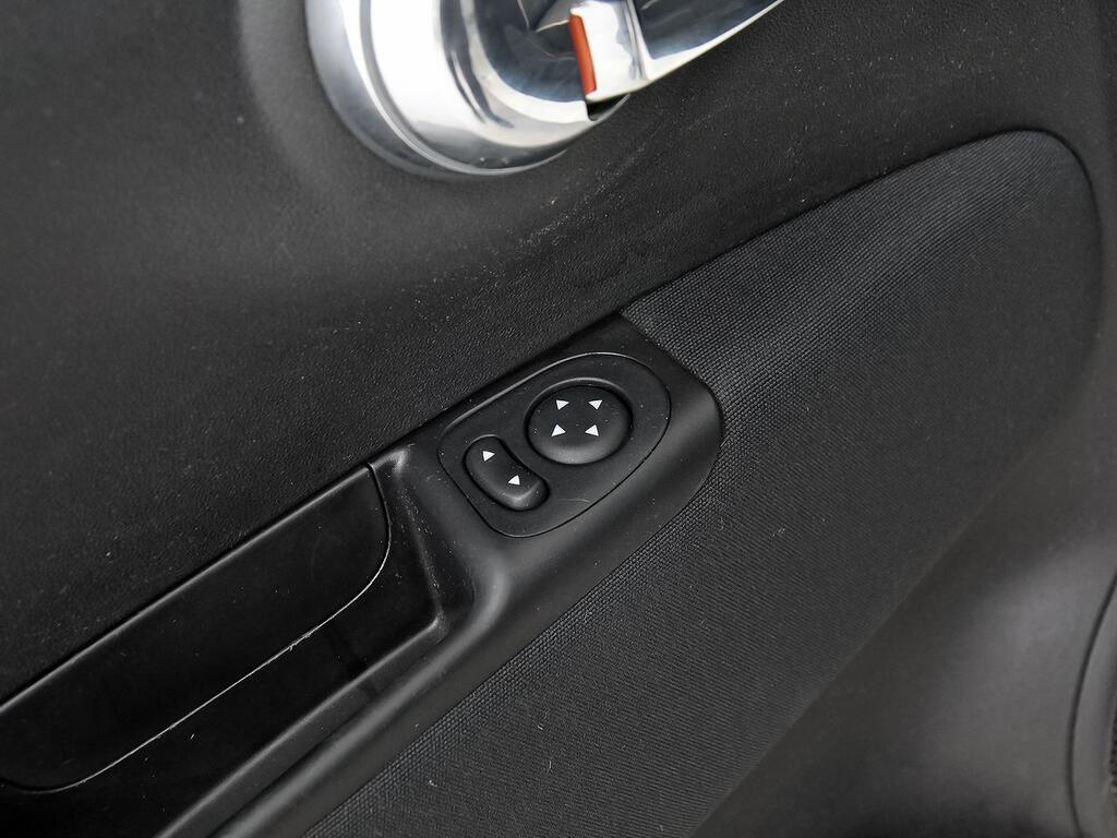 Fiat 500 Lounge 1.2 8v 51KW (69 CV)  //  36.024 km
